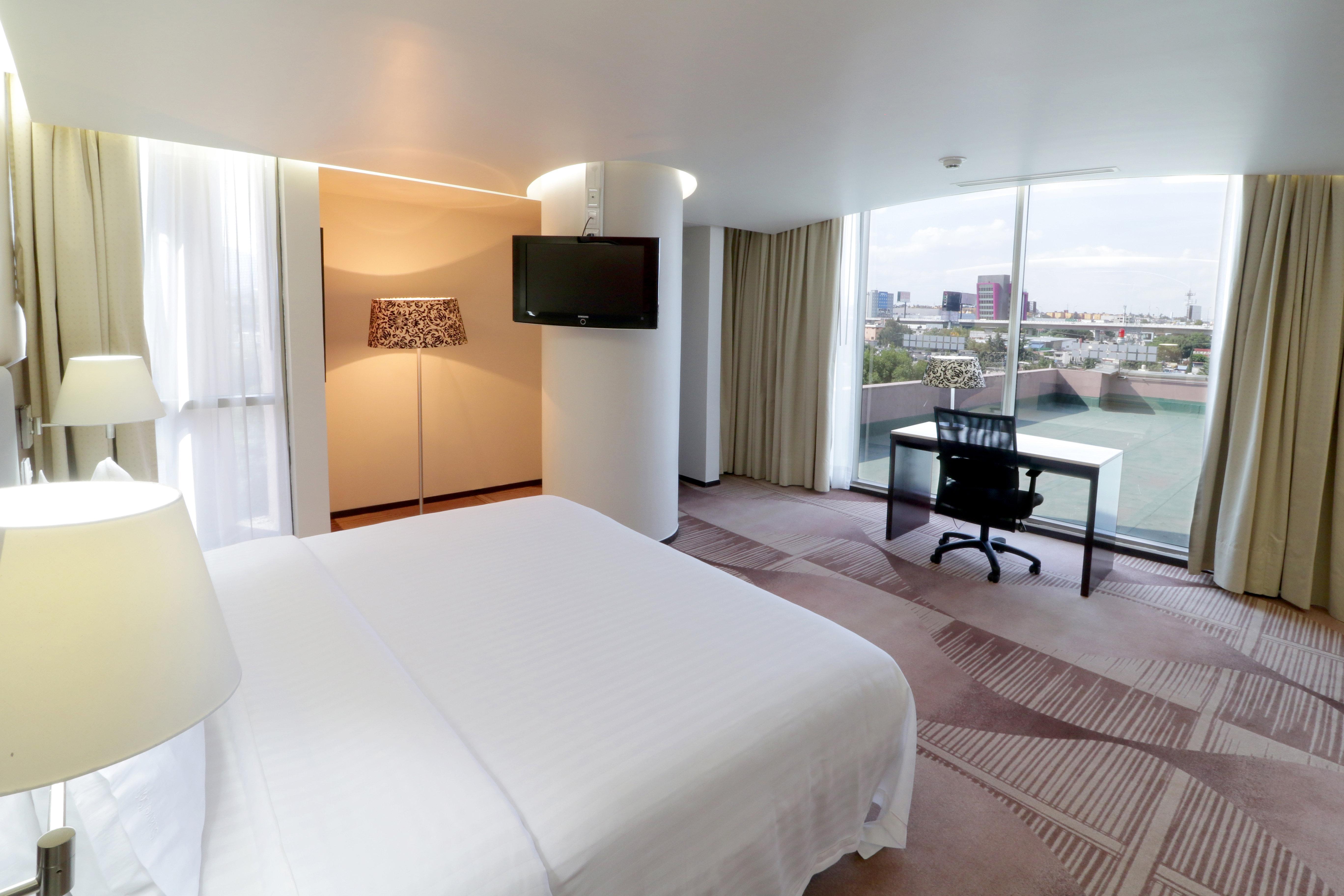 Hotel & Medica Sur By Ihg 4*